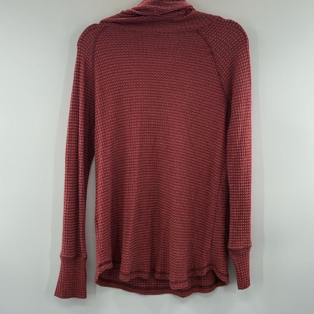 Pink Clover Cowl Neck Sweater in Burgundy size M NWOT - Picture 6 of 6